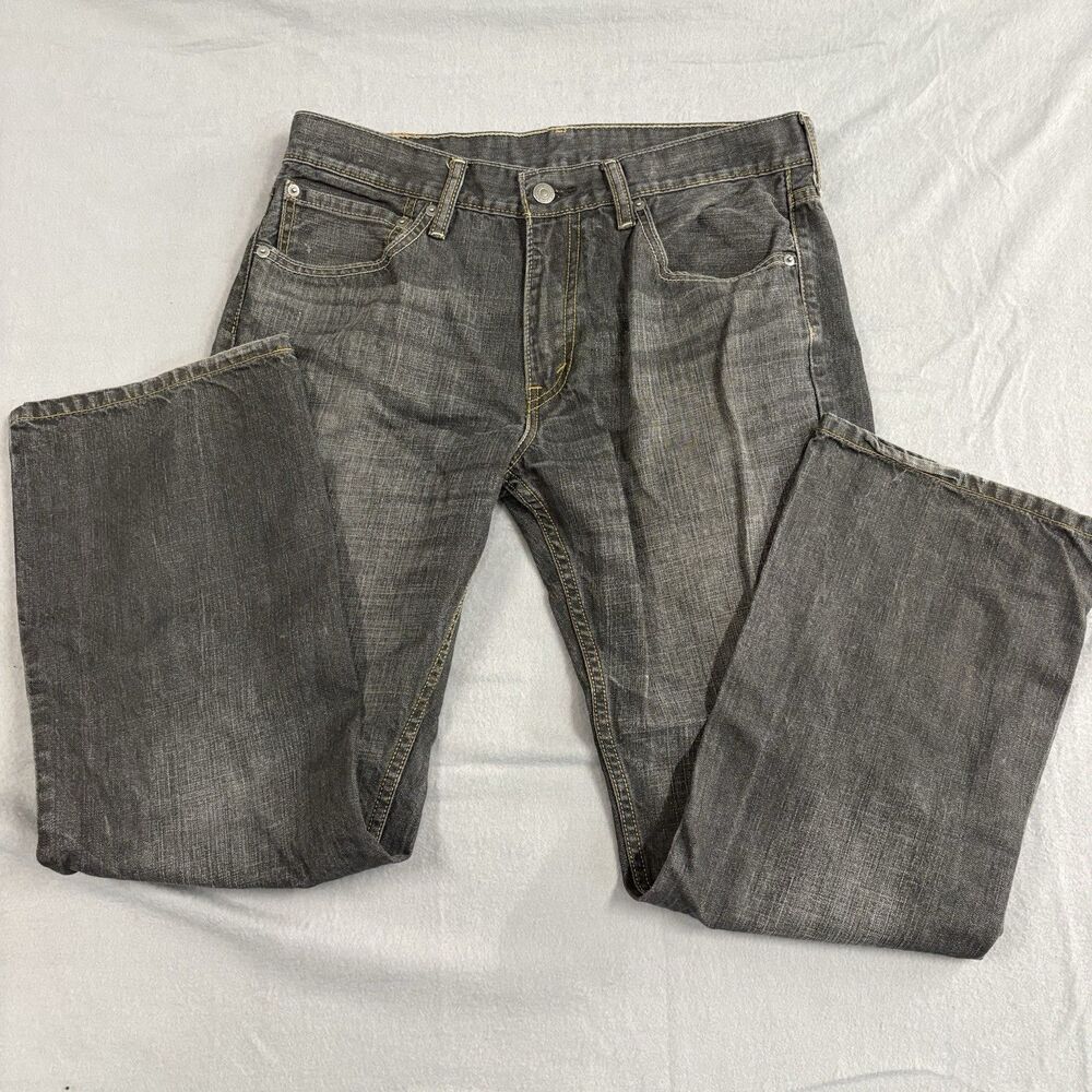 Levi’s Men’s 34x30 Gray Denim Jeans Straight Leg Distressed Fade Red Tab